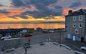 Largs 2 Bedroom Apartment